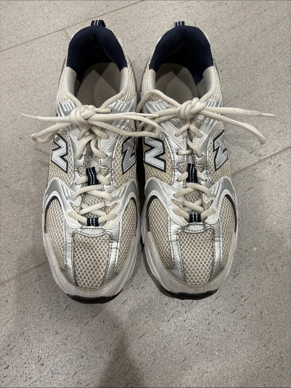 New Balance women’s 8 1/2 Athletic Sneakers shoes
